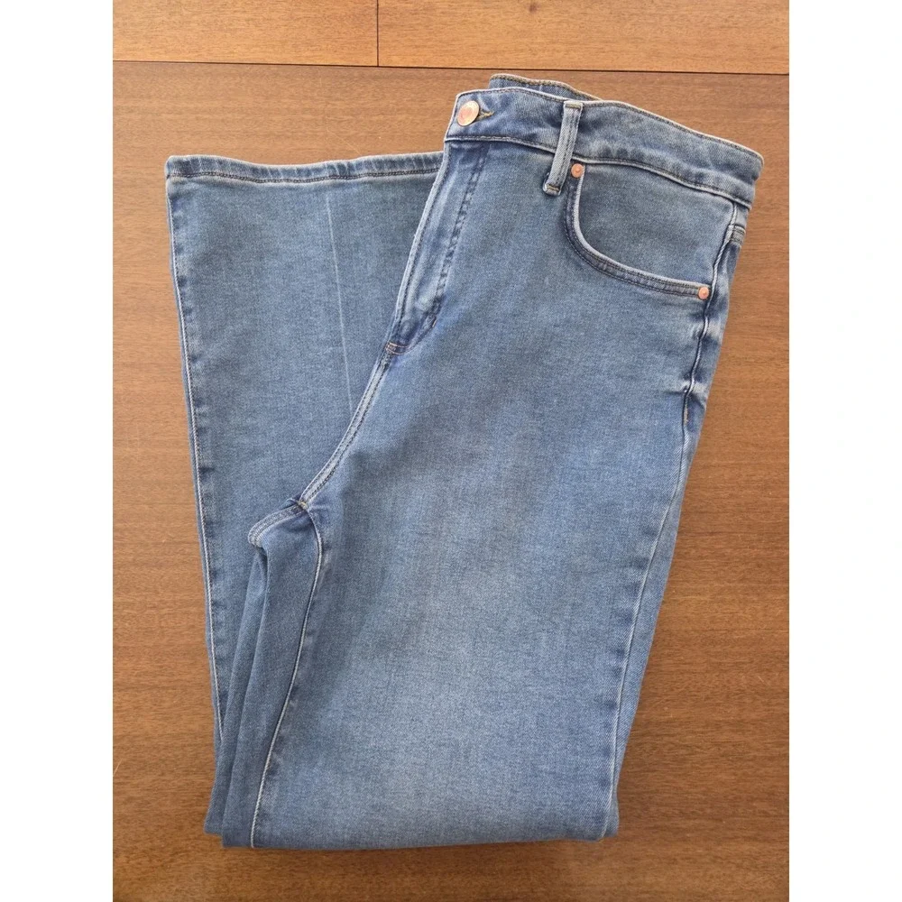 Lauren Conrad High Rise‎ Flare Jeans Sz 16 W Medium Light Wash